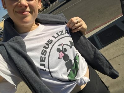 levy_jesuslizard_wGi.jpg large.jpg