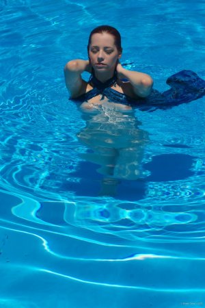 0375-01 thefappeningblog.com.jpg