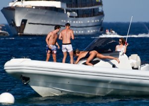 Kimberley Garner Sexy 2 thefappeningblog.com.jpg