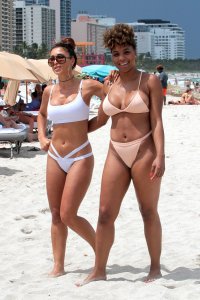 Metisha Schaefer Sexy 38 thefappeningblog.com.jpg