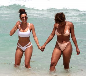 Metisha Schaefer Sexy 39 thefappeningblog.com.jpg