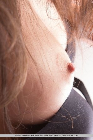 keri-strips-her-black-dress-and-plays-with-her-pussy-at-the-door-03 thefappeningblog.com.jpg