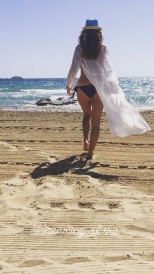 imogen_thomas's instagram 2023-5-12 story.jpg