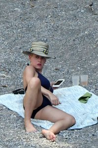 Katy Perry Sexy 13 thefappeningblog.com.jpg