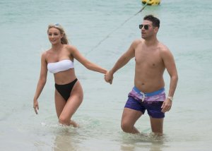 Chloe Crowhurst Sexy 5 thefappeningblog.com.jpg