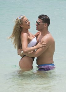 Chloe Crowhurst Sexy 14 thefappeningblog.com.jpg