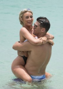 Chloe Crowhurst Sexy 22 thefappeningblog.com.jpg