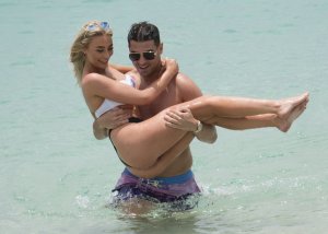 Chloe Crowhurst Sexy 26 thefappeningblog.com.jpg