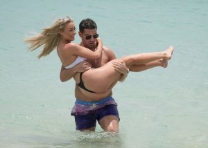 Chloe Crowhurst Sexy 27 thefappeningblog.com.jpg