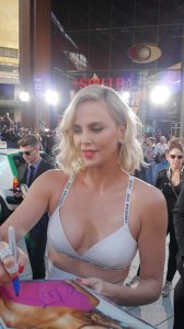 Charlize Theron Sexy 7 thefappeningblog.com.jpg