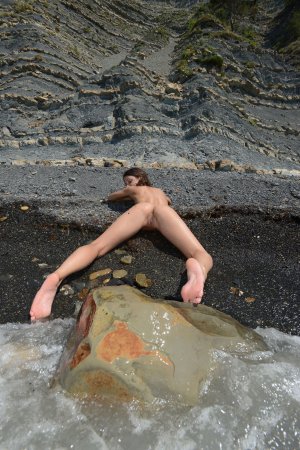 5379-11 thefappeningblog.com.jpg