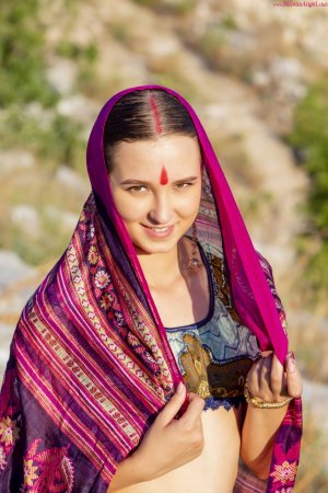 0012-02 thefappeningblog.com.jpg