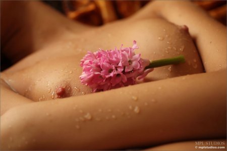 lidija-bodyscape-droplets-09 thefappeningblog.com.jpg