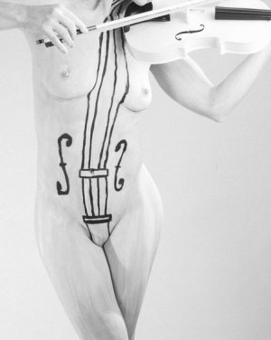 modellauralina (4).jpg