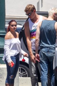 Ariel Winter Braless 19 thefappeningblog.com.jpg