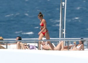 Taylor Marie Hill Sexy 1 thefappeningblog.com.jpg