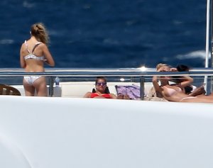 Taylor Marie Hill Sexy 8 thefappeningblog.com.jpg