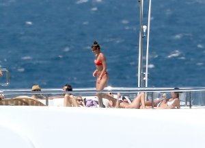 Taylor Marie Hill Sexy 11 thefappeningblog.com.jpg