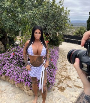 Katie_Price_at_a_Photoshoot_in_Bikini_in_Spain_06_19_2023__1_.jpg