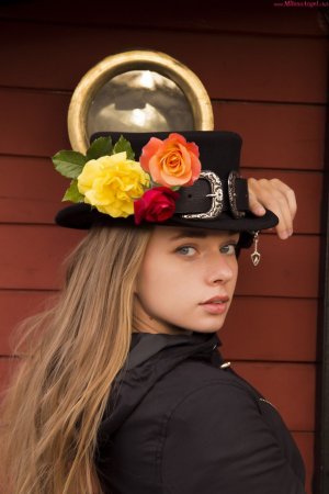 0006-01 thefappeningblog.com.jpg