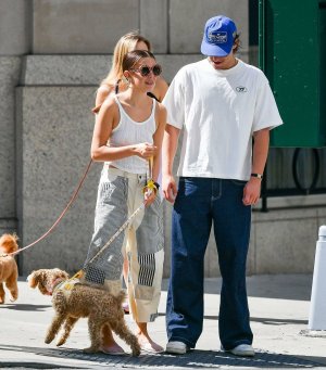 millie-bobby-brown-and-jake-bongiovi-out-with-their-dog-in-new-york-06-28-2023-2.jpg