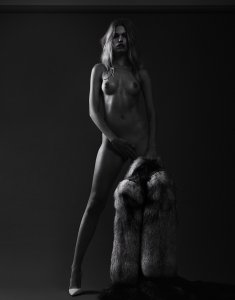 Daphne Groeneveld Nude 1 thefappeningblog.com.jpg