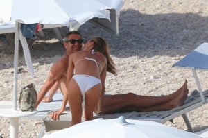 Martina Colombari Sexy & Topless 45 thefappeningblog.com.jpg