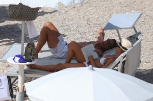 Martina Colombari Sexy & Topless 36 thefappeningblog.com.jpg