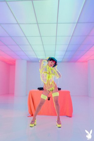 0002-01 thefappeningblog.com.jpg