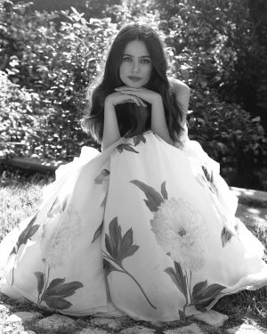 very candid photos _vanityfair(image0).JPG