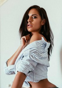 Jessica Shears Nude & Sexy 6 thefappeningblog.com.jpg