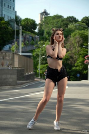 0002-01 thefappeningblog.com.jpg