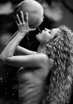 Julia Yaroshenko_Ana Dias_Pb Nether 2023-06 (33).jpg