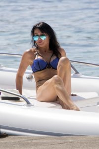 Lizzie Cundy Sexy 38 thefappeningblog.com.jpg