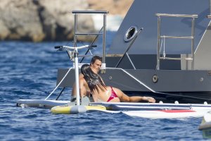 Sara Sampaio Sexy 18 thefappeningblog.com.jpg