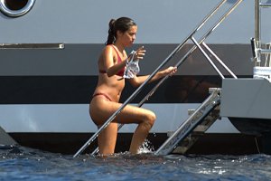 Sara Sampaio Sexy 90 thefappeningblog.com.jpg