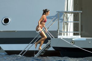 Sara Sampaio Sexy 92 thefappeningblog.com.jpg