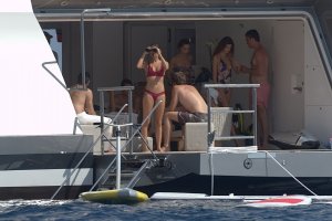 Sara Sampaio Sexy 96 thefappeningblog.com.jpg