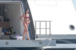 Sara Sampaio Sexy 101 thefappeningblog.com.jpg