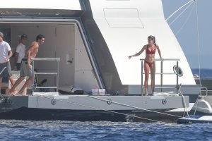 Sara Sampaio Sexy 117 thefappeningblog.com.jpg