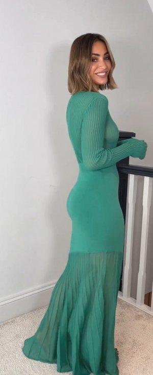 Screenshot_20230723_203058_Samsung Internet.jpg