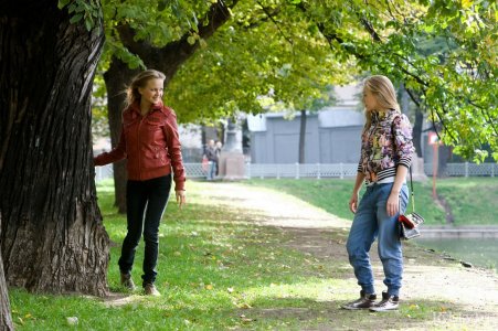 rylskyart-alexandra-not-alone-01 thefappeningblog.com.jpg