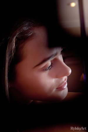 rylskyart-penelope-redara-15 thefappeningblog.com.jpg