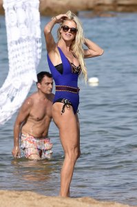 Victoria Silvstedt Sexy 6 thefappeningblog.com.jpg