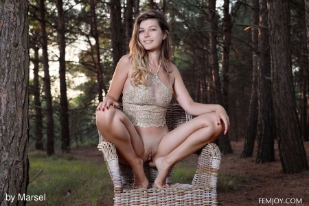 0001-06 thefappeningblog.com.jpg