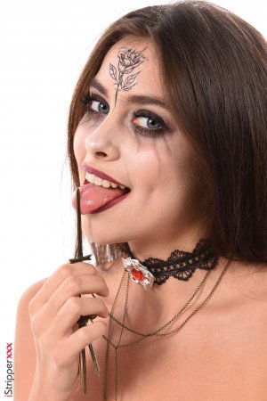 0037-11 thefappeningblog.com.jpg