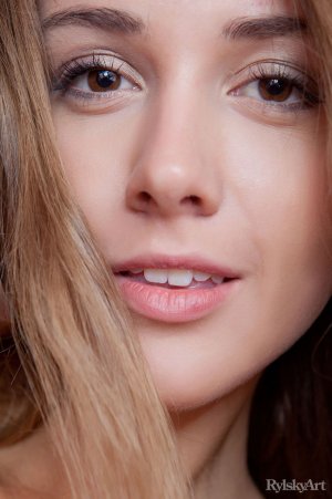 lina-diamond-aken-04 thefappeningblog.com.jpg