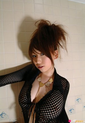 allgravure-ai-sayama-bathroom-tease-02 thefappeningblog.com.jpg