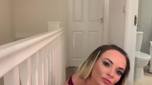 DestinyEastWest - stair tease.mp4_000104466.jpg