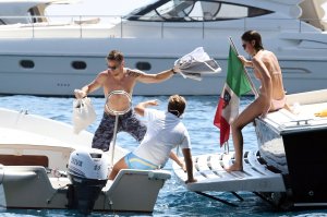 Brittny Ward Sexy & Topless 31 thefappeningblog.com.jpg